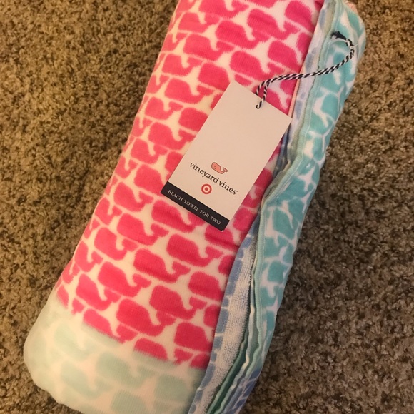 Vineyard Vines Accessories - Vineyard Vines Beach Towel for Two